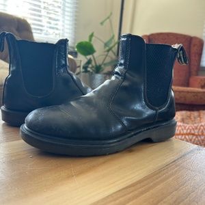 Vintage Chelsea doc martens
